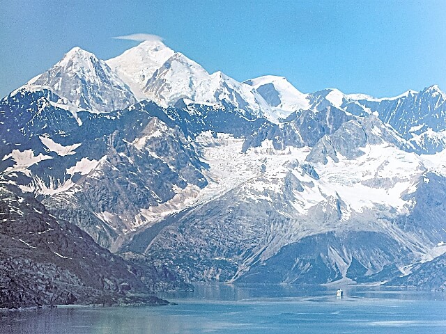 2025 알래스카 Glacier Bay 크루즈 커플 여행, Norwegian Encore와 Royal Princess 비교 2025 알래스카 Glacier Bay 크루즈 커플 여행, Norwegian Encore와 Royal Princess 비교