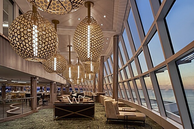 노르웨지안 Encore Observation lounge