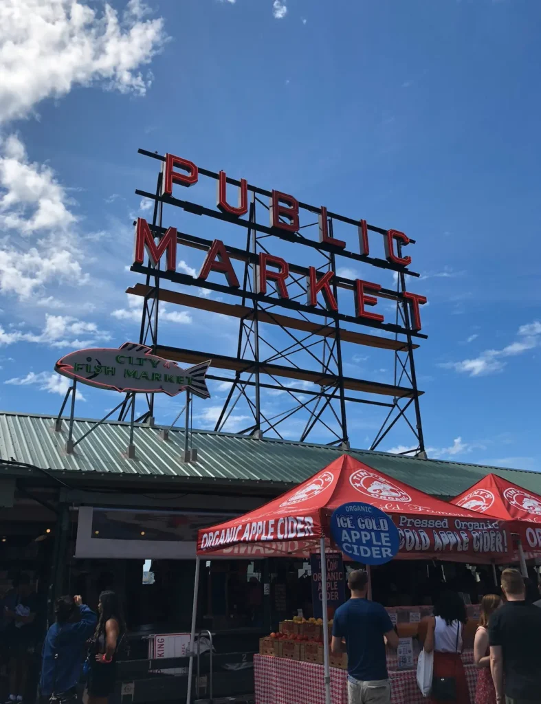 인천–시애틀 직항으로 도착 후 방문한 시애틀 파이크 플레이스 마켓